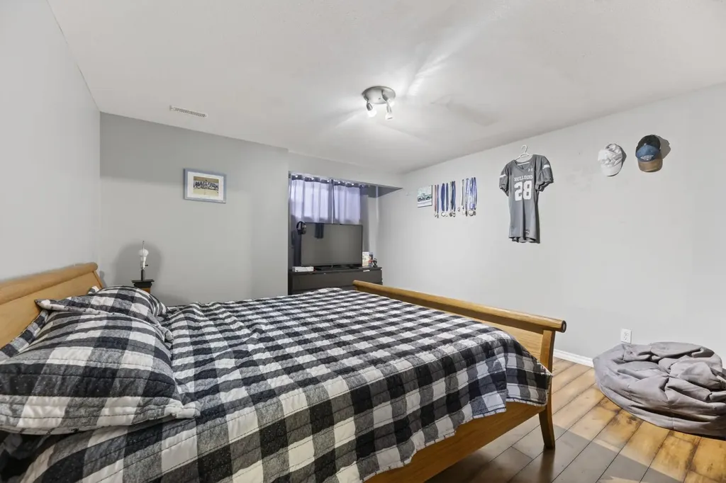 15 Meadowview Court Didsbury AB T0M0W0