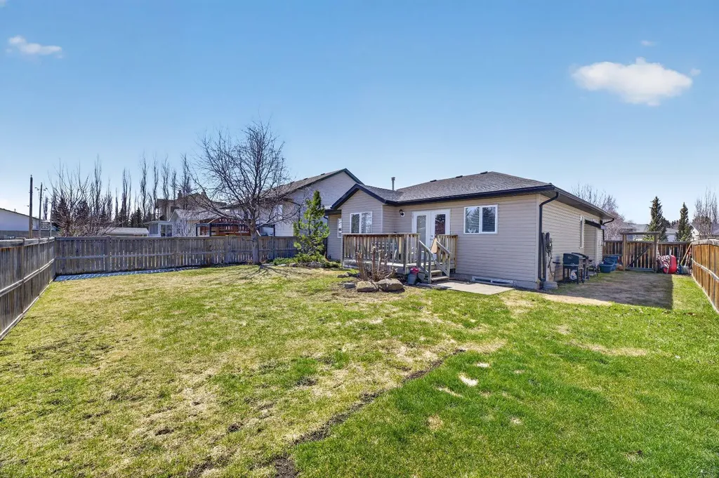 15 Meadowview Court Didsbury AB T0M0W0