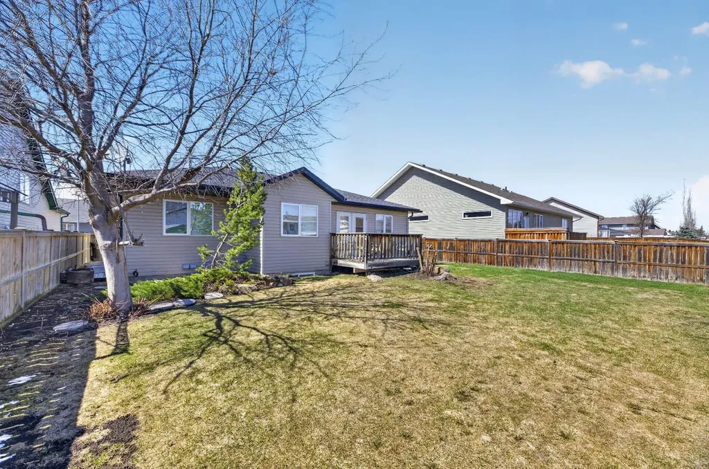 15 Meadowview Court Didsbury AB T0M0W0