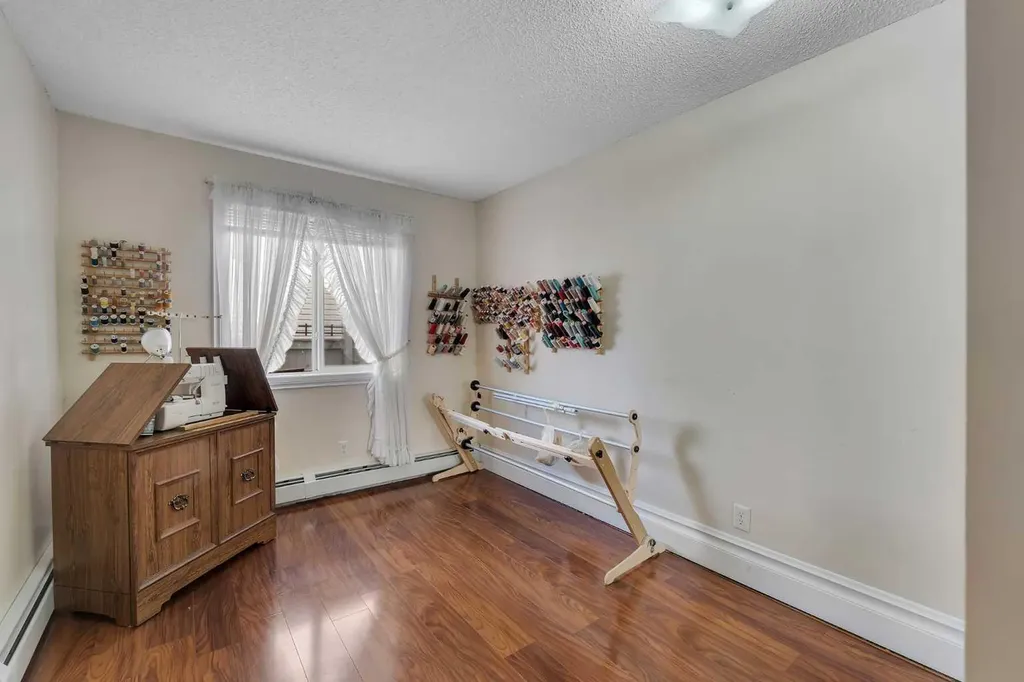 7106 Valleyview Park SE Calgary AB T2B3R6