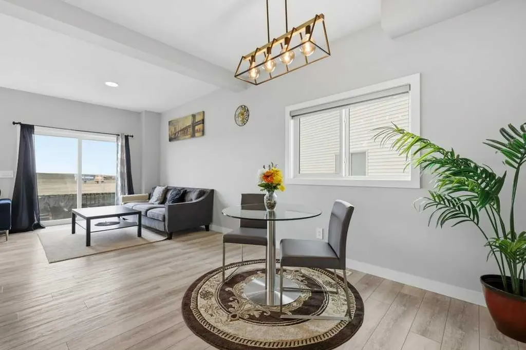 151 Creekstone Way SW Calgary AB T2X 4P9