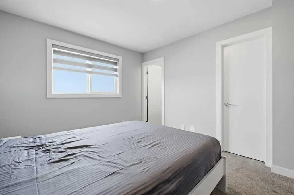 151 Creekstone Way SW Calgary AB T2X 4P9