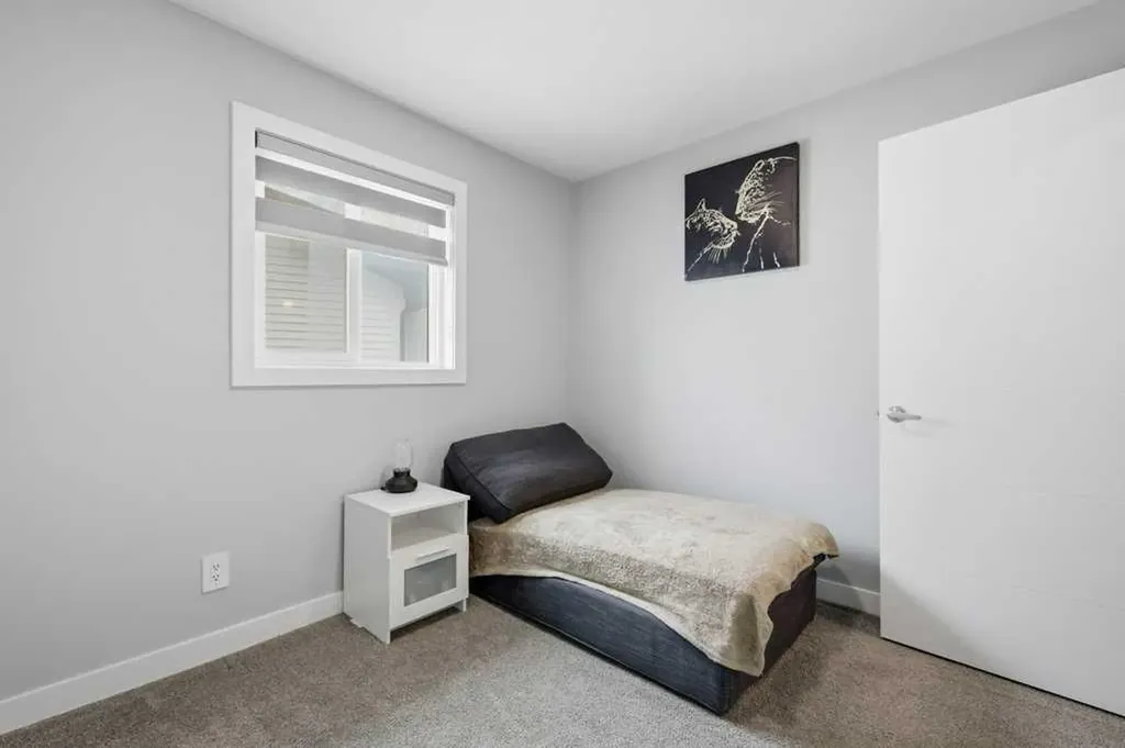 151 Creekstone Way SW Calgary AB T2X 4P9