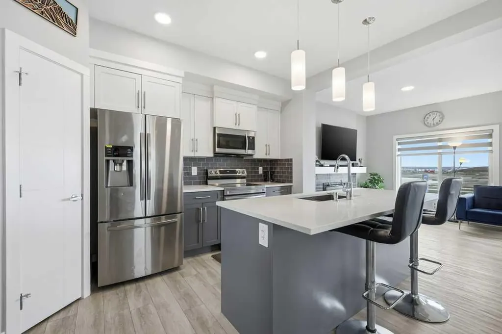 151 Creekstone Way SW Calgary AB T2X 4P9