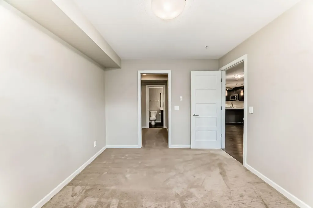 450 Kincora Glen Road NW Calgary AB T3R 1S2