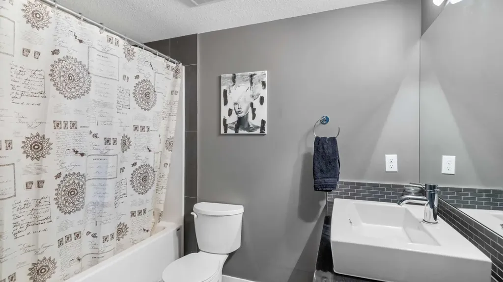 240 Skyview Ranch Road NE Calgary AB T3N 0P4