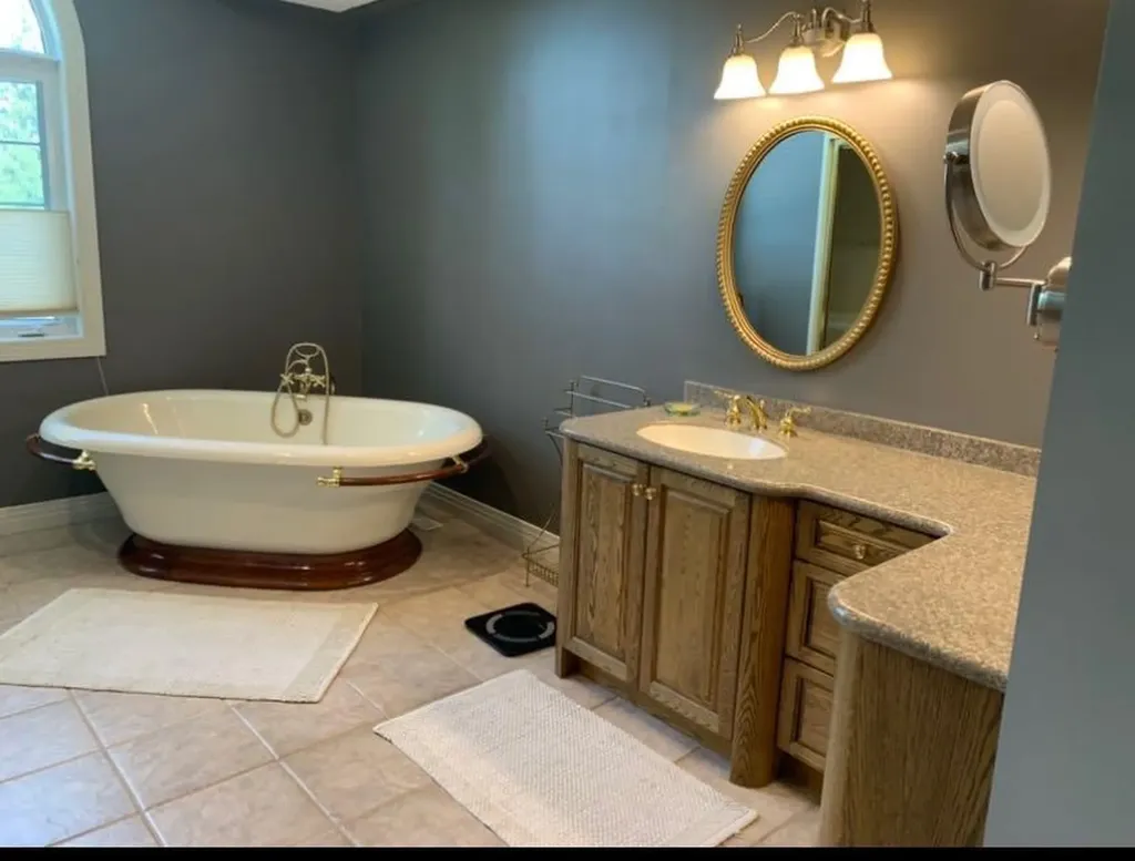 113 Park Drive Whitecourt AB T7S1S6