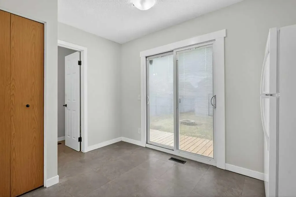 35 Martinview Crescent NE Calgary AB T3J 2S2