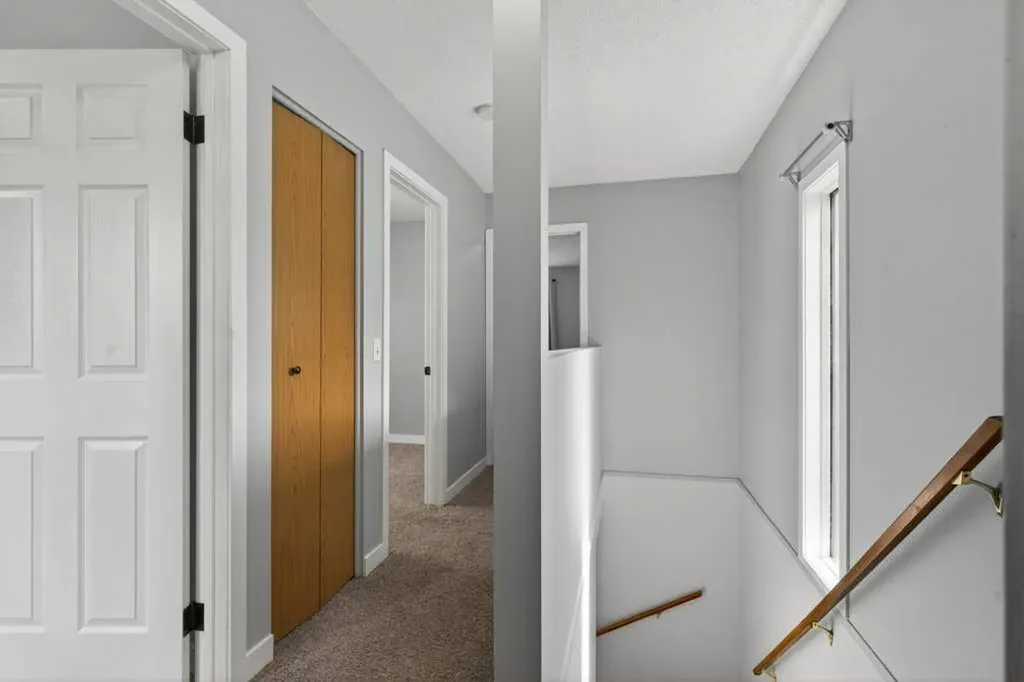 35 Martinview Crescent NE Calgary AB T3J 2S2