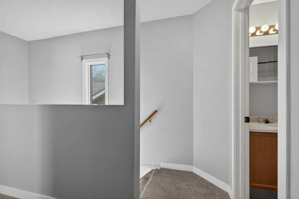35 Martinview Crescent NE Calgary AB T3J 2S2