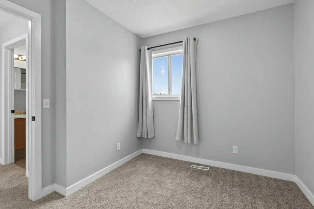 35 Martinview Crescent NE Calgary AB T3J 2S2