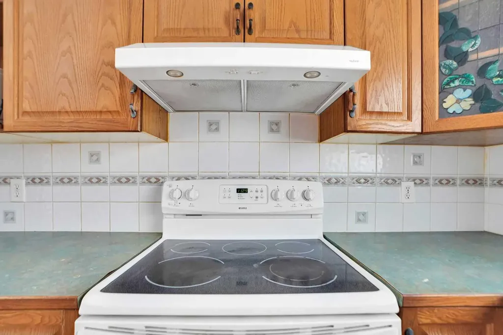 193 Martindale Drive NE Calgary AB T3J3X9