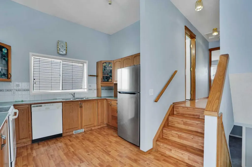 193 Martindale Drive NE Calgary AB T3J3X9