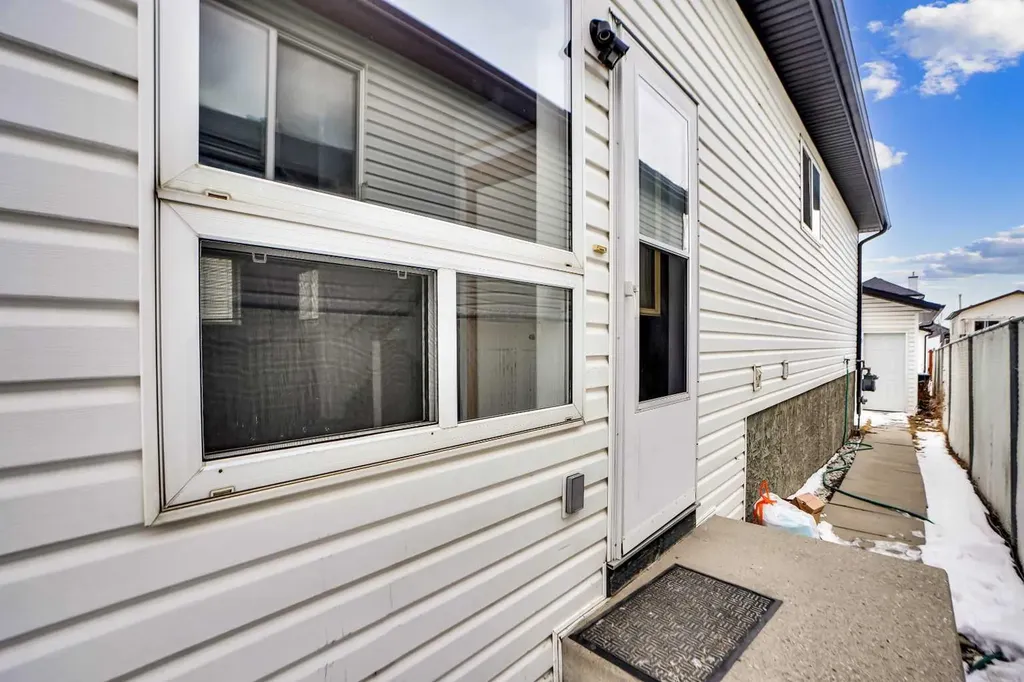 193 Martindale Drive NE Calgary AB T3J3X9