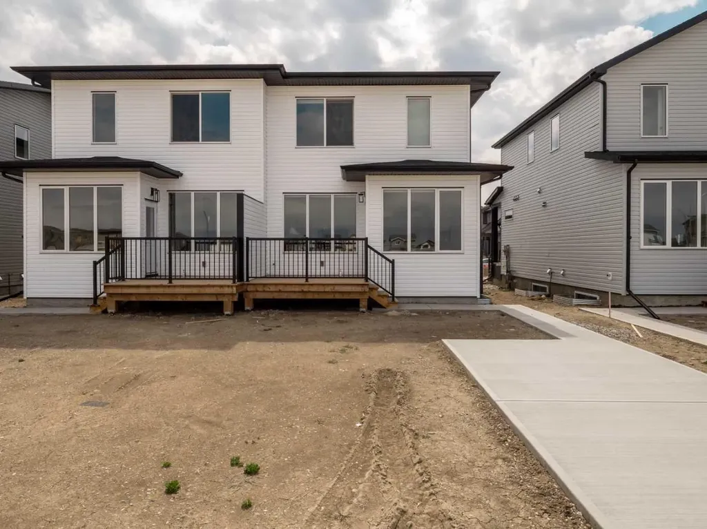 4325 28 Avenue S Lethbridge AB T1K 8L3