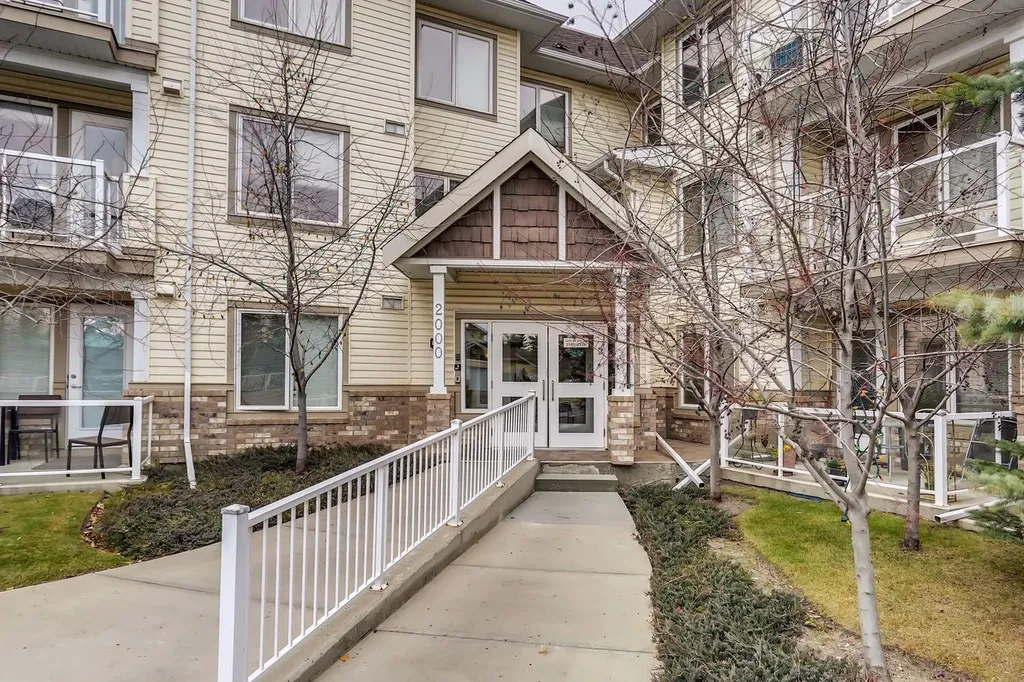 5200 44 Avenue NE Calgary AB T1Y 7L4