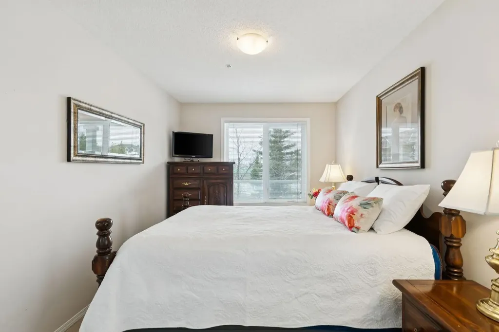 5200 44 Avenue NE Calgary AB T1Y 7L4