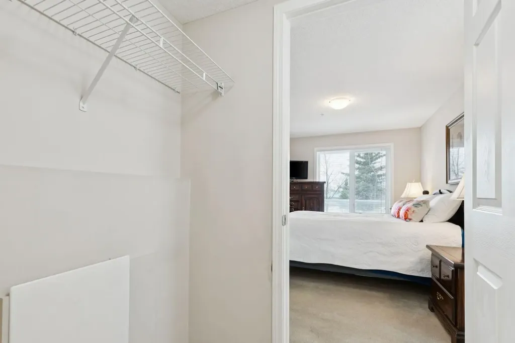 5200 44 Avenue NE Calgary AB T1Y 7L4
