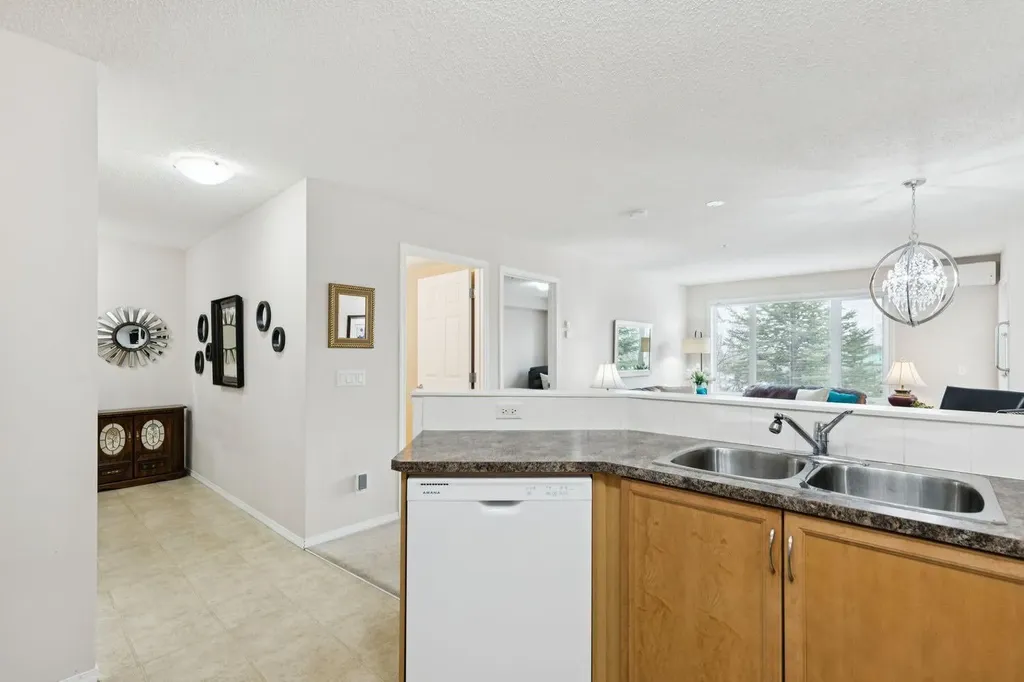 5200 44 Avenue NE Calgary AB T1Y 7L4