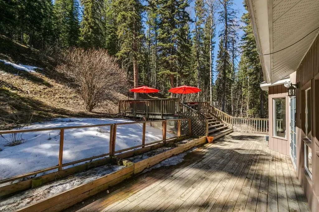 241 Mountain Lion Drive Bragg Creek AB T0L 0K0