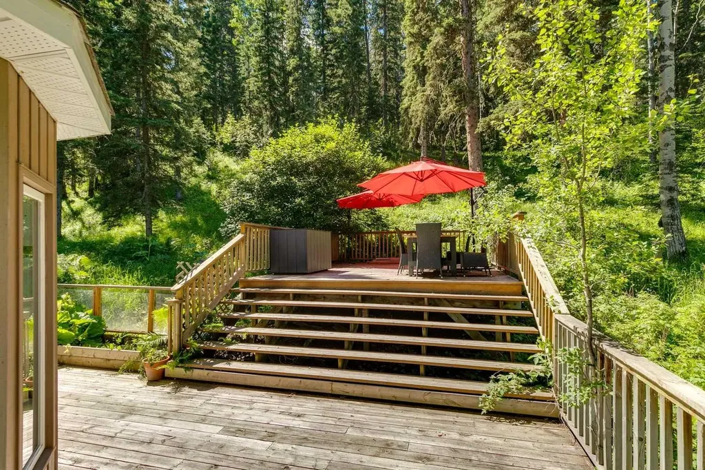 241 Mountain Lion Drive Bragg Creek AB T0L 0K0