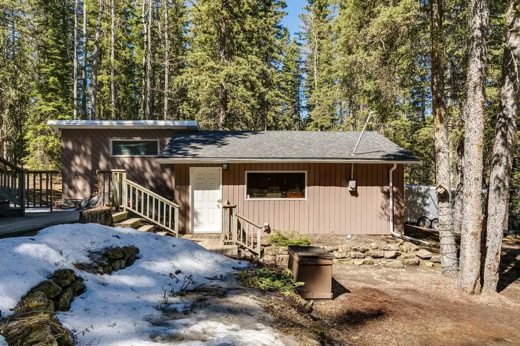 241 Mountain Lion Drive Bragg Creek AB T0L 0K0