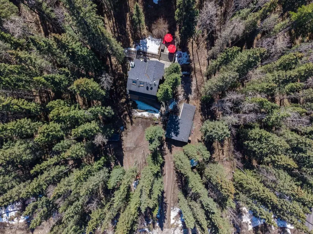 241 Mountain Lion Drive Bragg Creek AB T0L 0K0
