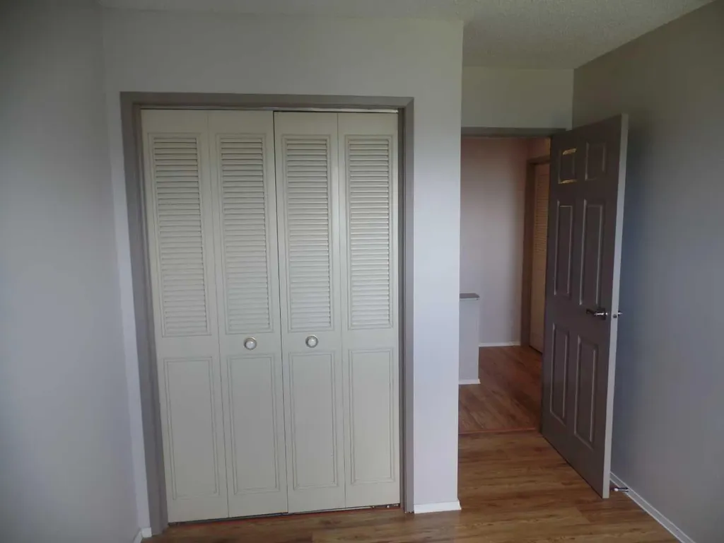 6440 4 Street NW Calgary AB T2K 1B8
