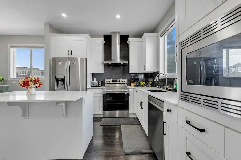 120 Belmont Villas SW Calgary AB T2X 4W5