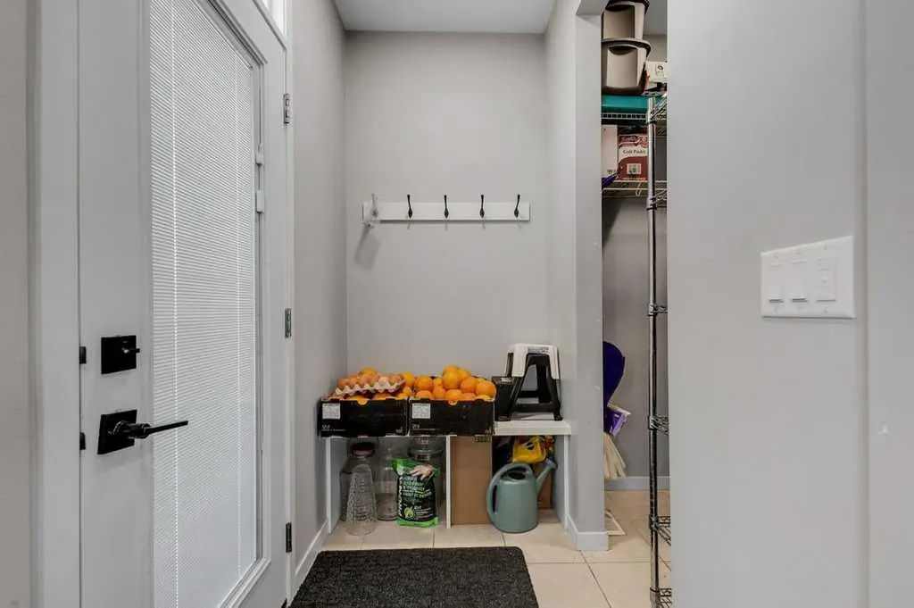120 Belmont Villas SW Calgary AB T2X 4W5