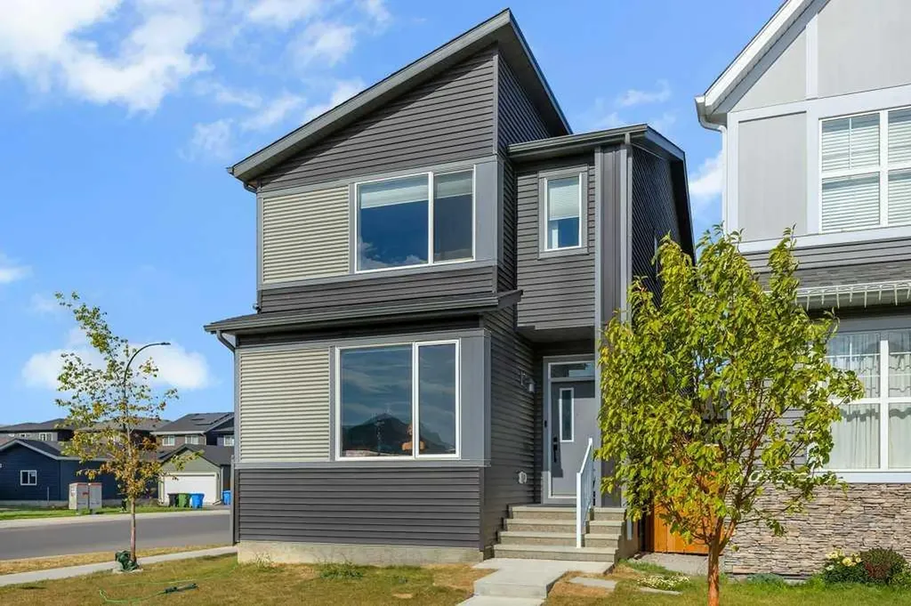 120 Belmont Villas SW Calgary AB T2X 4W5