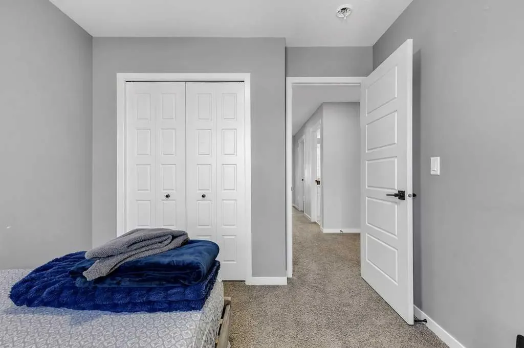 120 Belmont Villas SW Calgary AB T2X 4W5