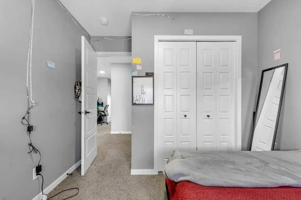 120 Belmont Villas SW Calgary AB T2X 4W5