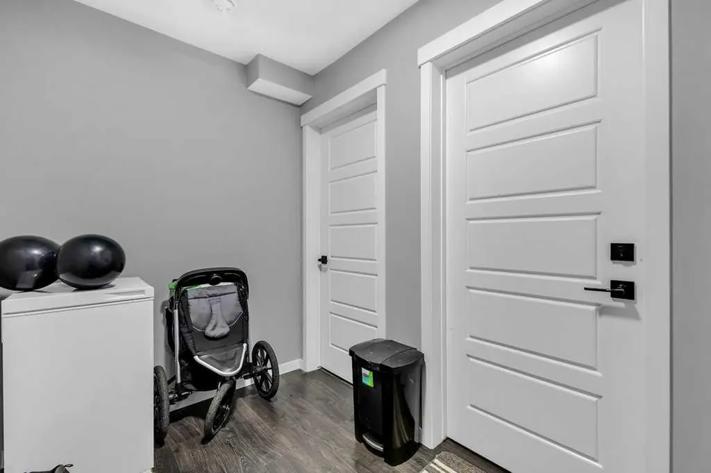 120 Belmont Villas SW Calgary AB T2X 4W5