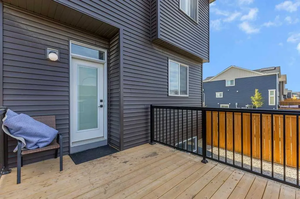 120 Belmont Villas SW Calgary AB T2X 4W5