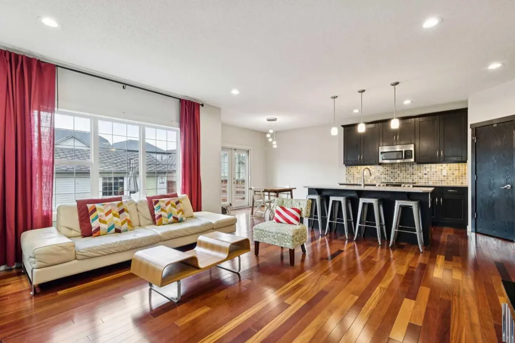 27 Elgin Terrace SE Calgary AB T2Z 0B7
