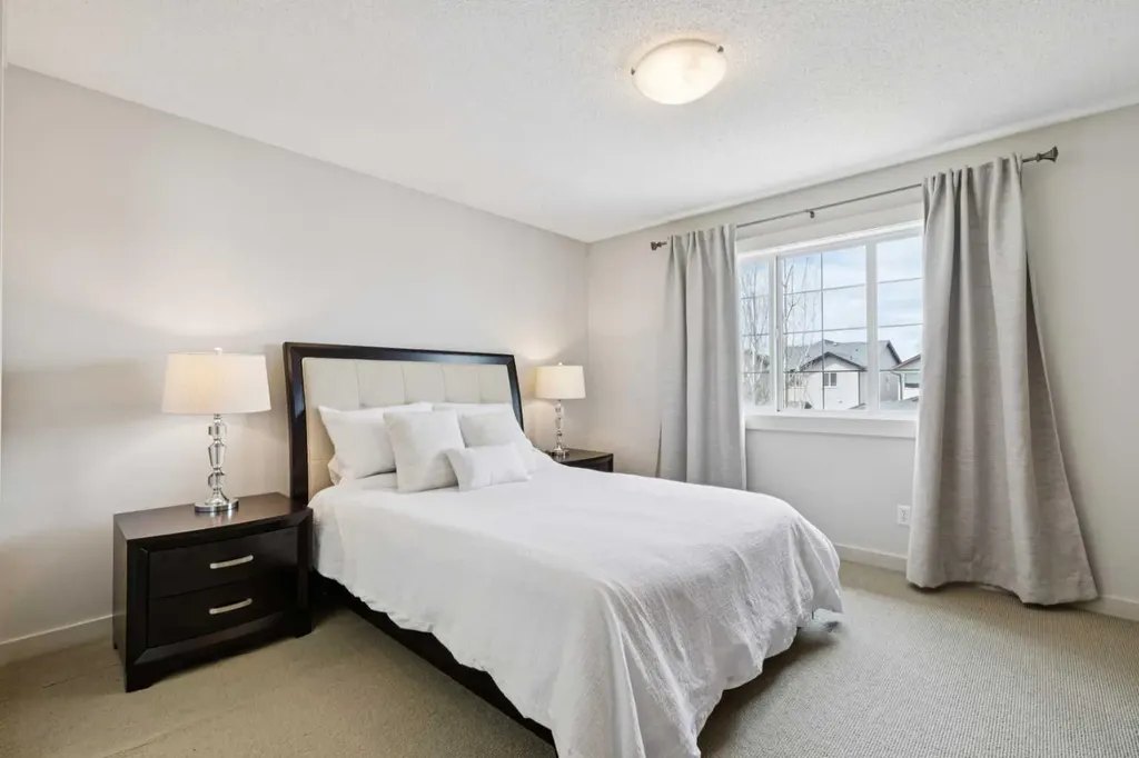 27 Elgin Terrace SE Calgary AB T2Z 0B7