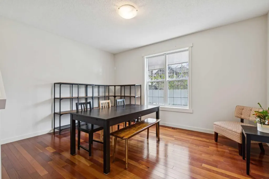 27 Elgin Terrace SE Calgary AB T2Z 0B7
