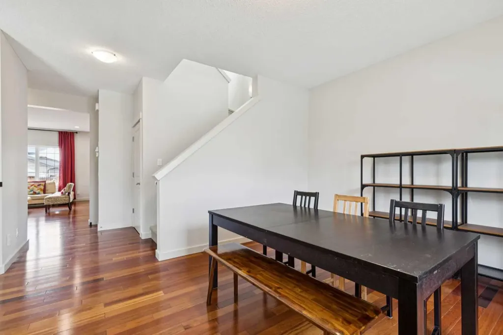 27 Elgin Terrace SE Calgary AB T2Z 0B7