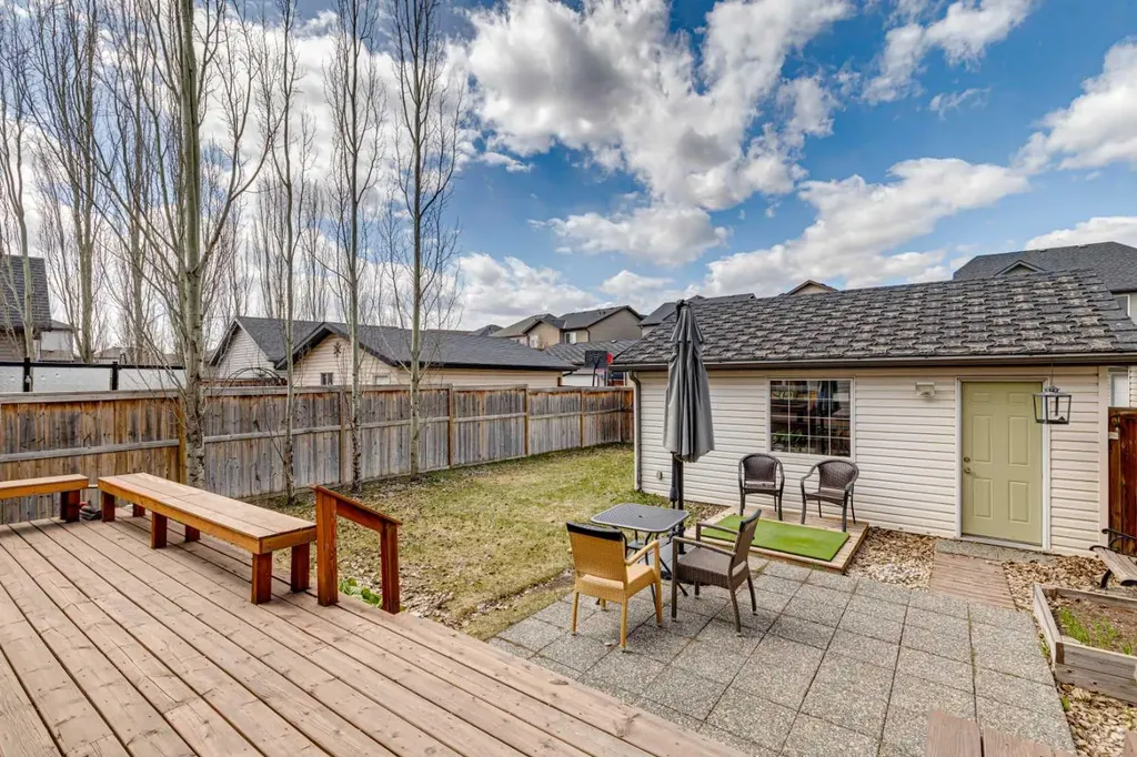 27 Elgin Terrace SE Calgary AB T2Z 0B7