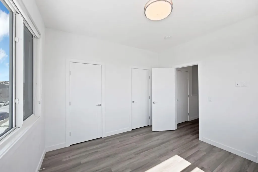 105 Panatella Square NW Calgary AB T3K 2R9
