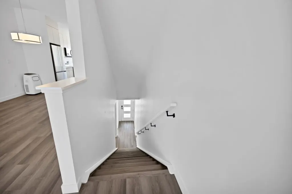 105 Panatella Square NW Calgary AB T3K 2R9