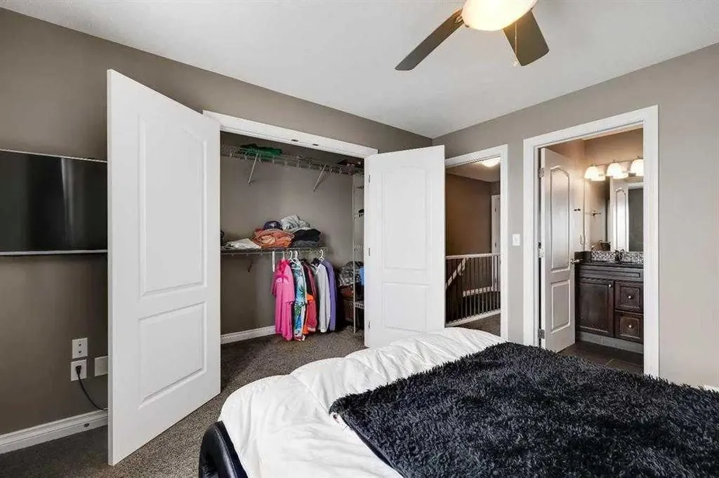 5210 Lakeshore Drive Sylvan Lake AB T4S 0M6