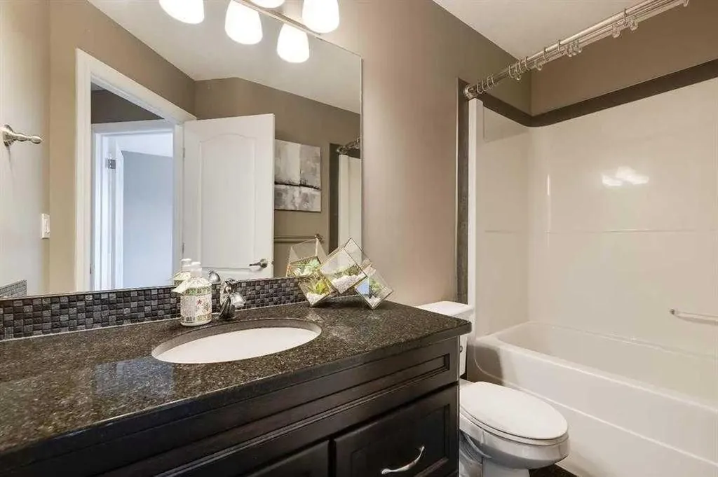 5210 Lakeshore Drive Sylvan Lake AB T4S 0M6