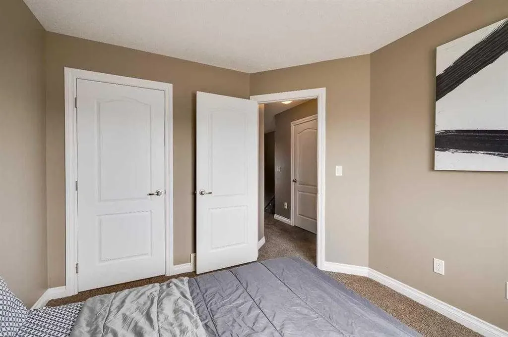 5210 Lakeshore Drive Sylvan Lake AB T4S 0M6