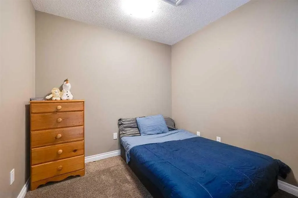 5210 Lakeshore Drive Sylvan Lake AB T4S 0M6
