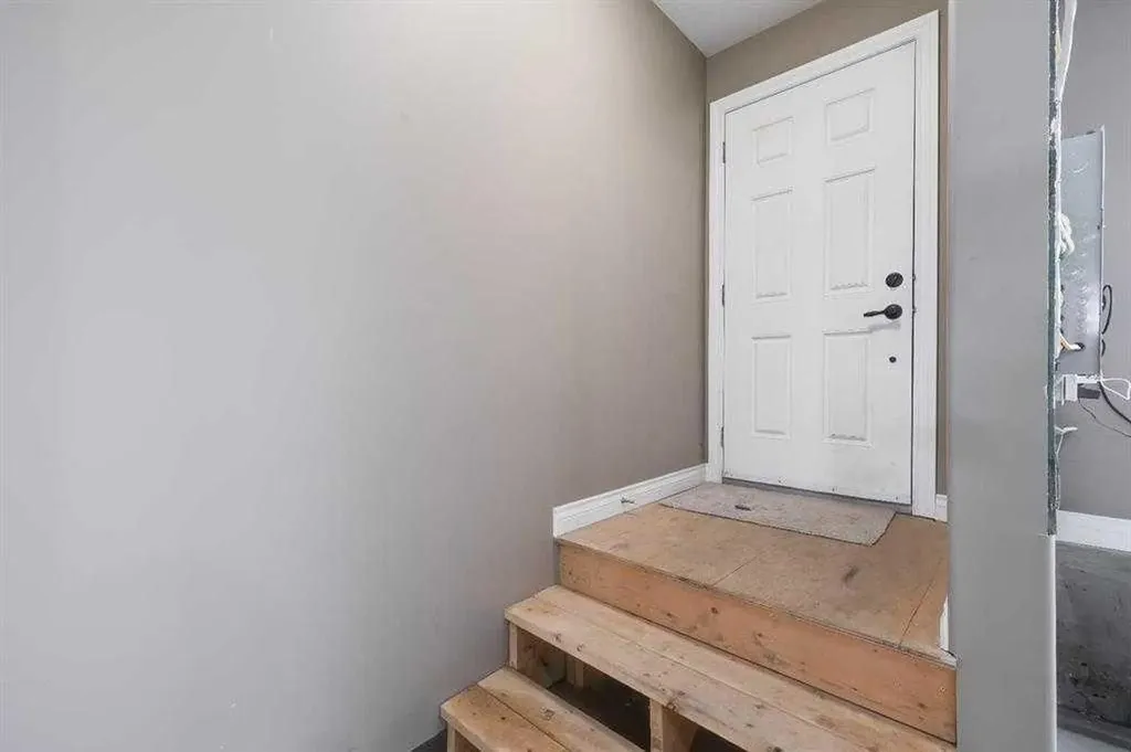 5210 Lakeshore Drive Sylvan Lake AB T4S 0M6