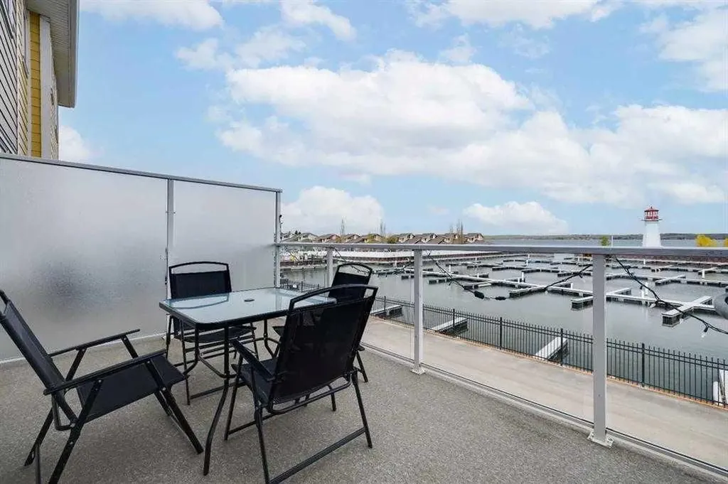 5210 Lakeshore Drive Sylvan Lake AB T4S 0M6