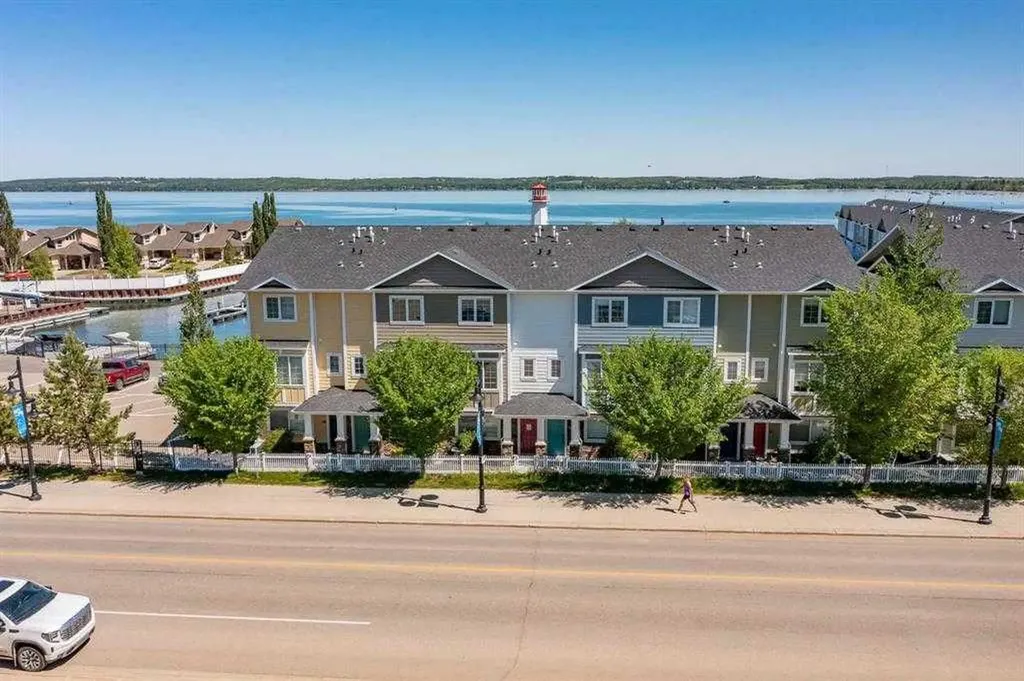 5210 Lakeshore Drive Sylvan Lake AB T4S 0M6