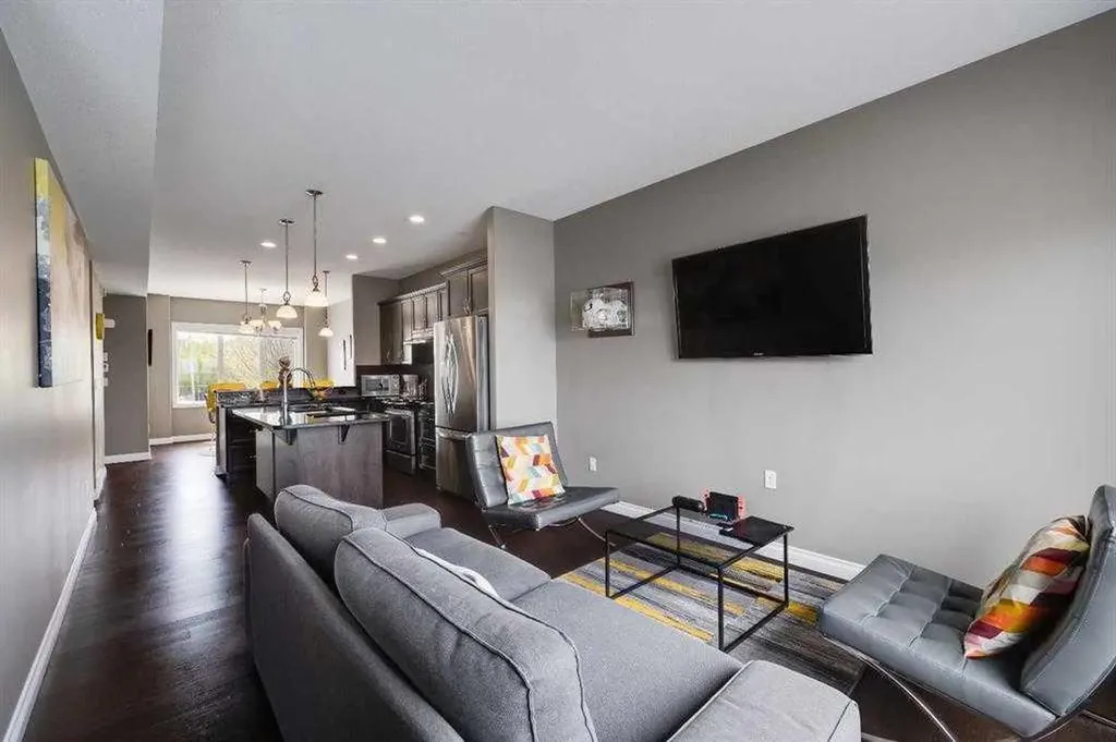 5210 Lakeshore Drive Sylvan Lake AB T4S 0M6